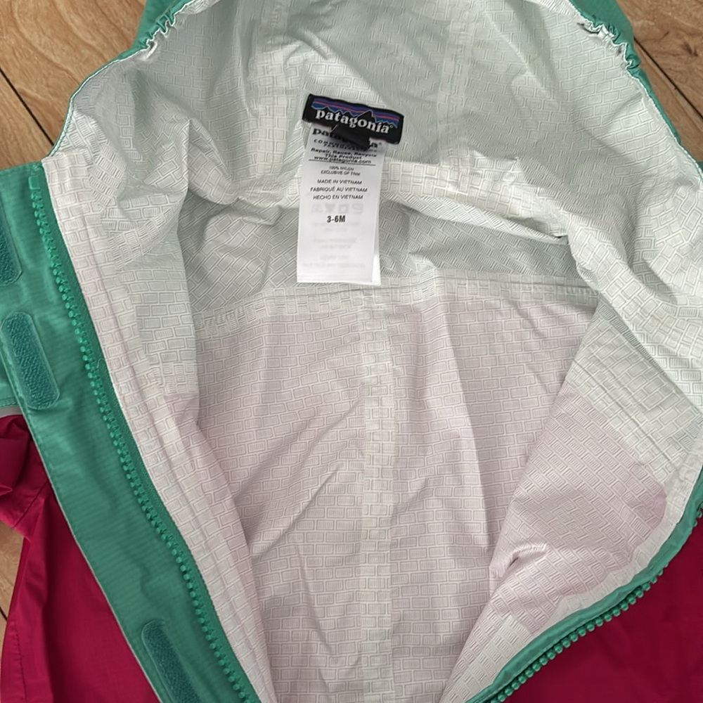 Patagonia Torrentshell One Piece Infant Rain Suit - Picture 5 of 5